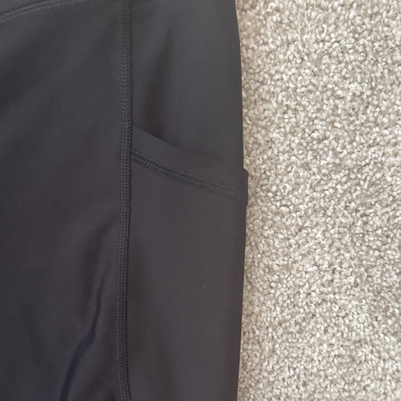 Old Navy Women's Leggings - Black, Brown, and Green Floral - Picture 8 of 9